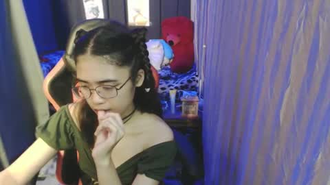 urdreamgirljayne online show from December 20, 10:16 am
