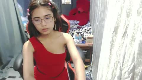 urdreamgirljayne online show from December 8, 9:46 am