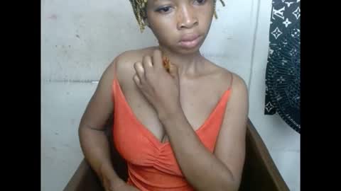 urflirtydoll online show from September 28, 7:56 pm