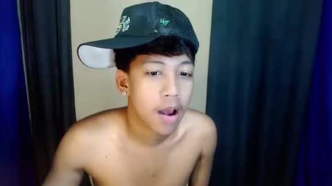 urhardfucker_joseph online show from May 30, 10:35 am