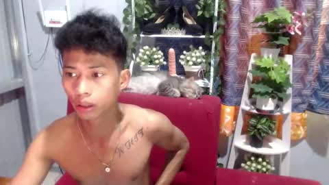 richard online show from February 1, 4:20 am