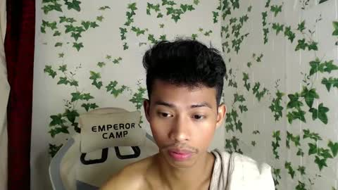 Snapshot of urhotfuckingass chatting on February 12, 2:56 am richard online show from February 12, 2:56 am