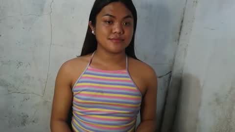 urhottie_bella online show from February 15, 7:51 am