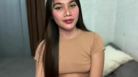 urhottylicious_cum online show from March 16, 10:52 am