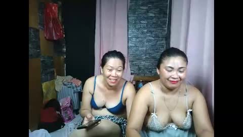 urhotvivian11 online show from October 14, 6:38 am