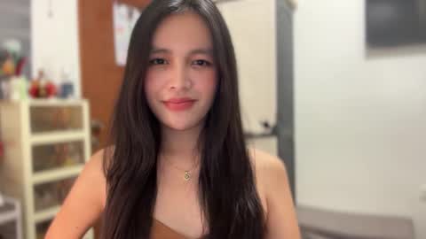 Amira online show from March 11, 2:25 am