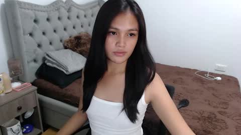 Snapshot of urkatiecookie chatting on March 5, 3:08 am Amira online show from March 5, 3:08 am