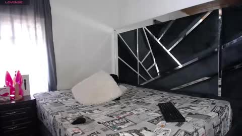 Love online show from January 28, 5:35 pm