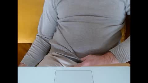 Dutchsoftie online show from October 25, 12:27 pm