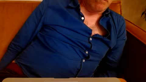 Dutchsoftie online show from October 4, 9:56 pm