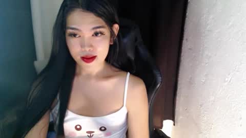 Snapshot of urpinayjenfuckerxxx chatting on February 27, 6:57 am Jenny online show from February 27, 6:57 am