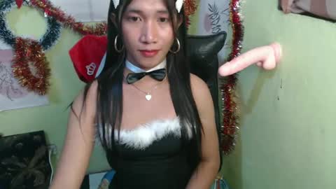 Amara online show from December 12, 7:59 pm