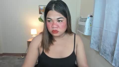 ursangredeia online show from October 5, 3:19 pm