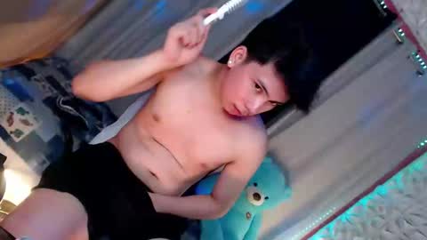 ursweet_jade online show from February 22, 6:28 am