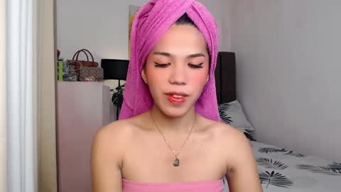 CHESCA online show from January 26, 4:30 am