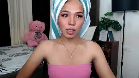 CHESCA online show from February 12, 9:42 am