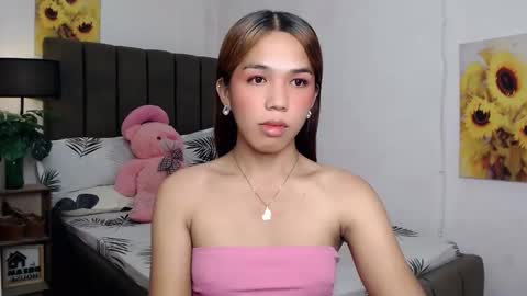 CHESCA online show from February 7, 7:49 pm