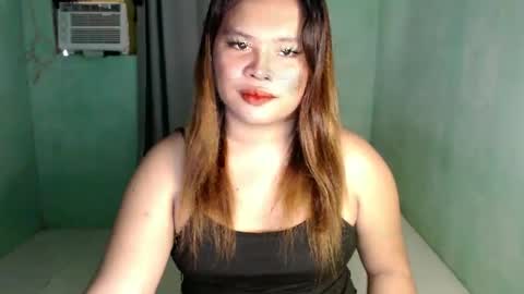 Bella Miles Olivia online show from December 3, 2:09 am