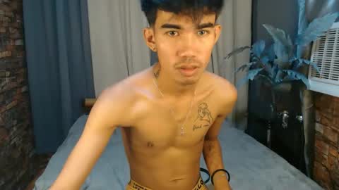Snapshot of uryassi_baby chatting on September 10, 2:45 am uryassy baby online show from September 10, 2:45 am