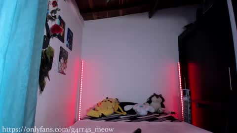    online show from January 31, 9:37 pm