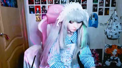 Usagi Blush online show from September 17, 8:56 pm