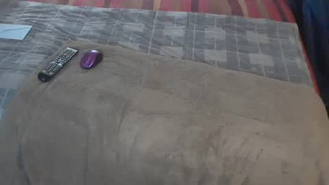 usednotbroken1 online show from October 1, 5:01 pm