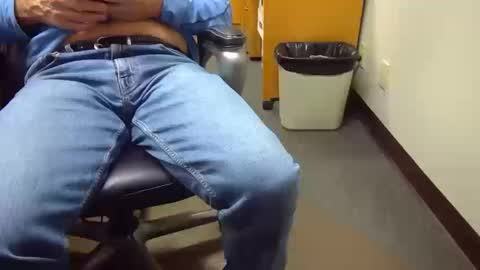 useemie online show from October 13, 8:33 pm