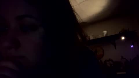 usefulhole online show from October 29, 4:42 pm