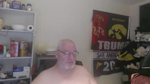 Eric online show from February 24, 2:40 am