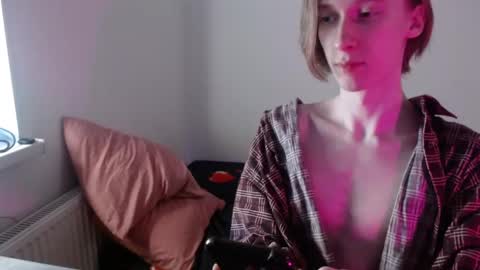 Snapshot of usuck364662 chatting on February 22, 3:56 am Excuse me online show from February 22, 3:56 am