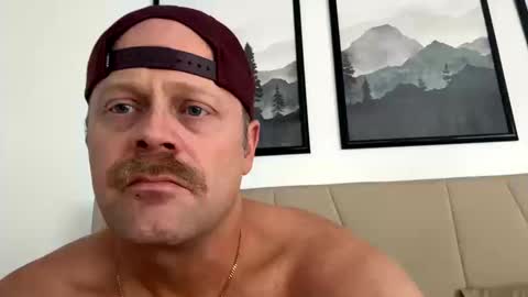 Snapshot of utah4fub4 chatting on October 10, 10:03 pm utah4fub4 online show from October 10, 10:03 pm