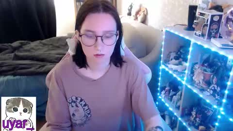 Snapshot of uyar_ chatting on September 11, 11:33 am Cara online show from September 11, 11:33 am