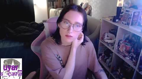 Snapshot of uyar_ chatting on September 18, 11:25 am Cara online show from September 18, 11:25 am