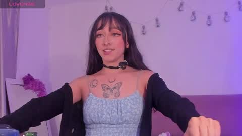 v1cky_ online show from March 30, 11:38 pm