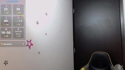 v1cky_ online show from September 27, 11:02 pm