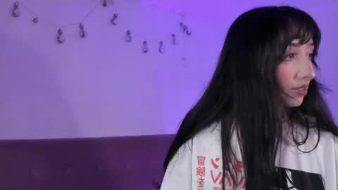 v1cky_ online show from November 6, 11:19 pm