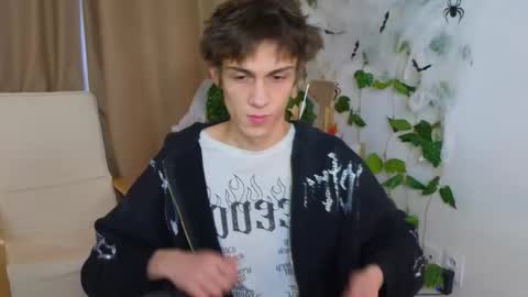 Valora online show from November 2, 12:27 pm