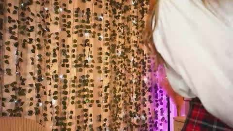 Di online show from November 20, 3:09 pm