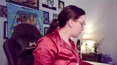 vagelicious online show from October 31, 3:34 pm