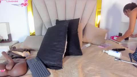 vahioleth  online show from September 20, 3:20 am