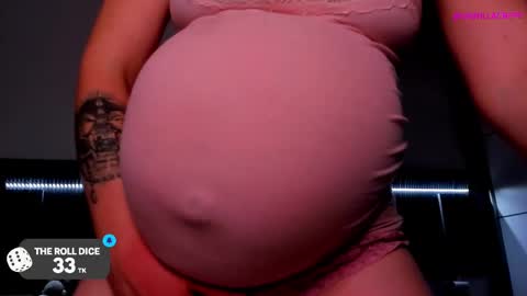 Snapshot of vainillacrepe chatting on March 7, 10:32 pm Im Mila my onlyfans is vainillacrepe online show from March 7, 10:32 pm