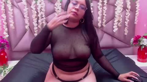 vaioleth_addams online show from February 23, 5:23 am