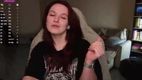 Val online show from March 19, 9:09 pm