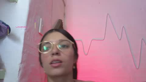 Val online show from March 1, 12:59 am