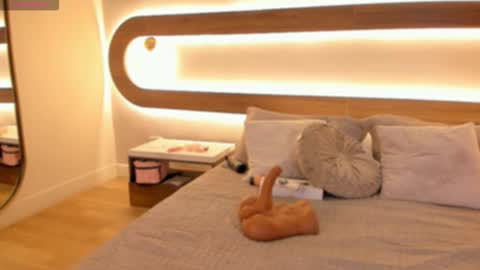 Valentina online show from November 5, 2:35 am