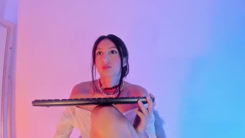 valen_scoott online show from November 20, 7:00 pm