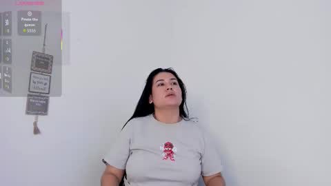 valentina_owens online show from December 18, 8:26 pm