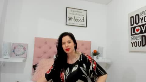 valentina_roose online show from October 6, 12:01 pm