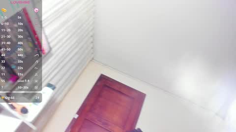 VALENTINA online show from October 23, 5:20 am