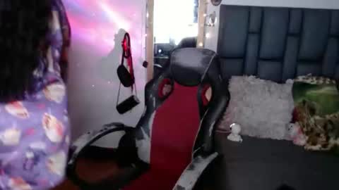 valentinasmith18 online show from January 16, 5:11 pm